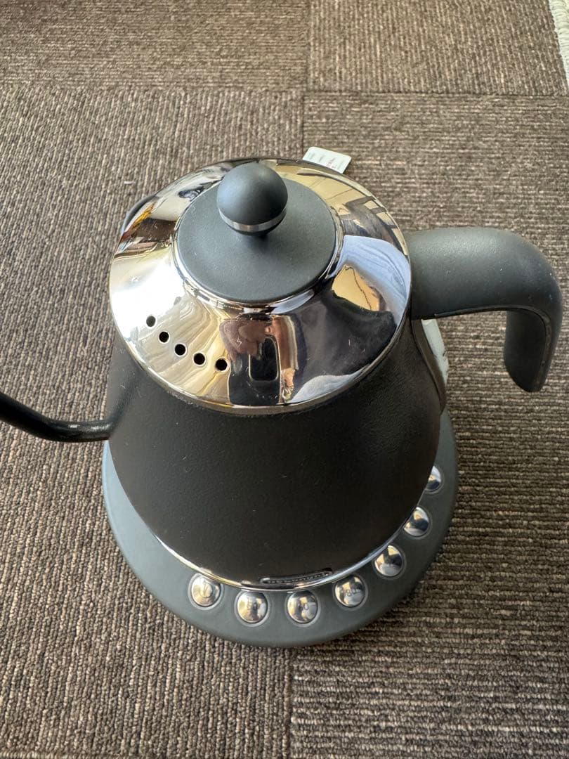 De'Longhi 電気ケトル 温度調整機能付き 黒
