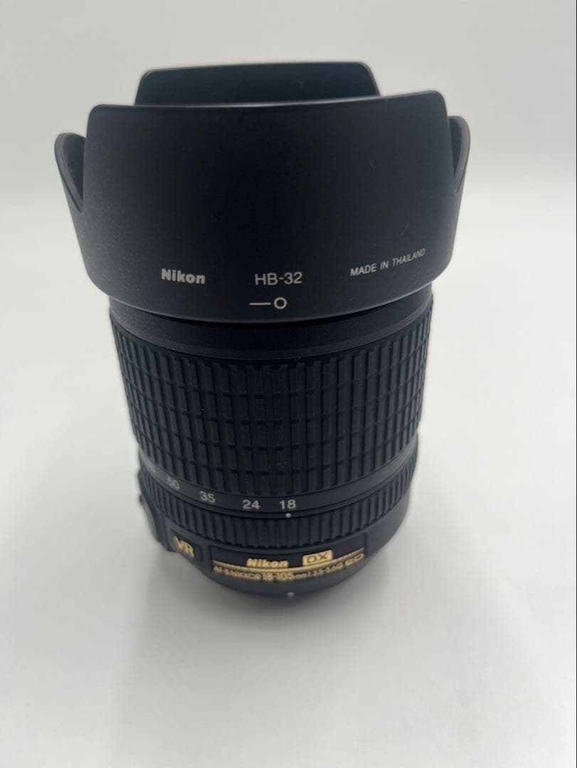 NIKON ニコン　D90 レンズ付　18-105mm