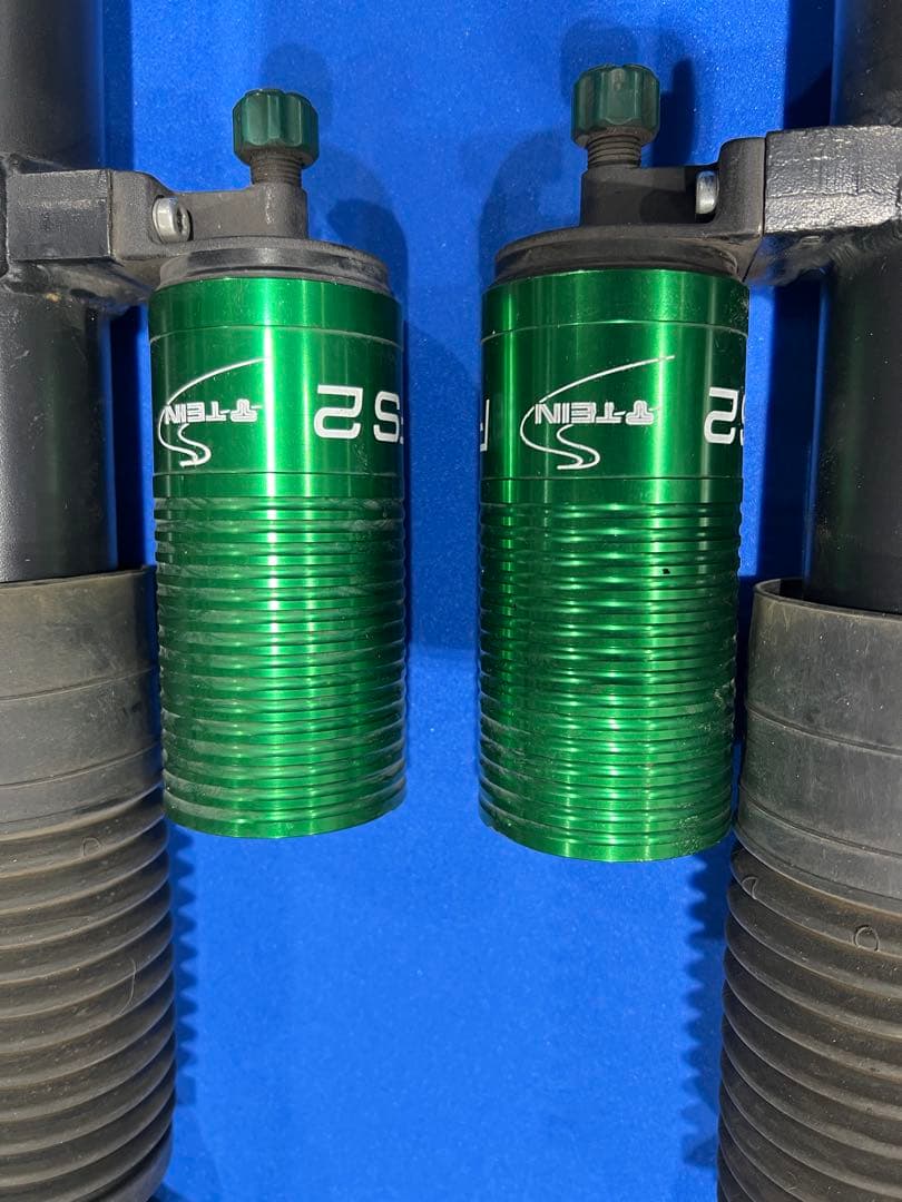 テスラ モデルＹ TEIN FS2 美品中古