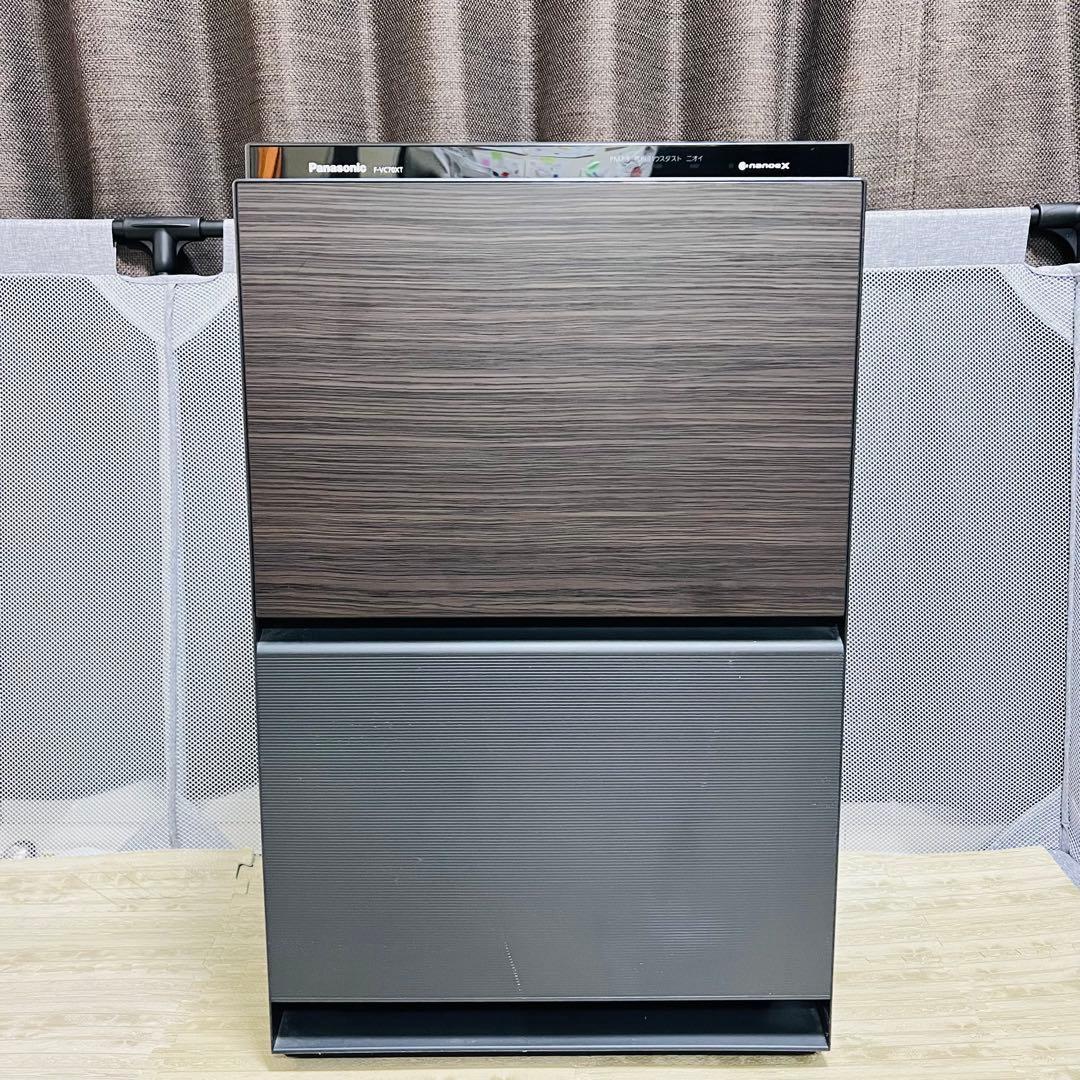 大特価！2021年式Panasonic 加湿空気清浄機　F-VC70XT