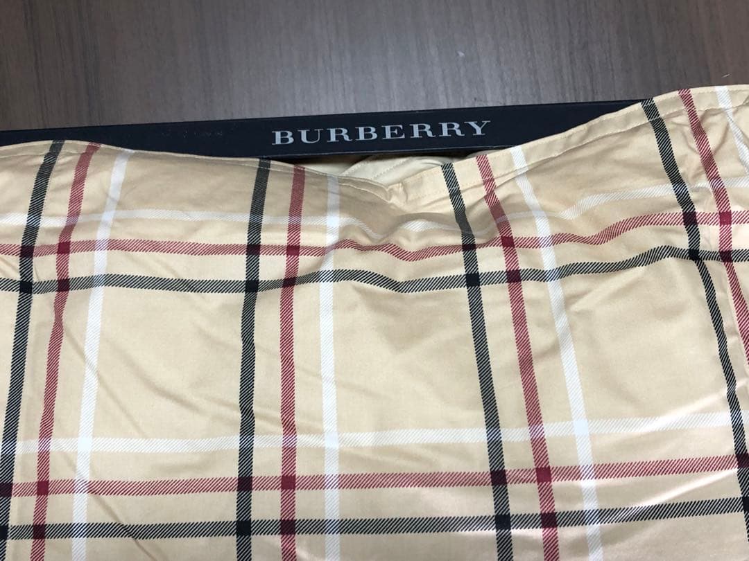 Burberry チェック柄 掛け布団 150cm x 210cm