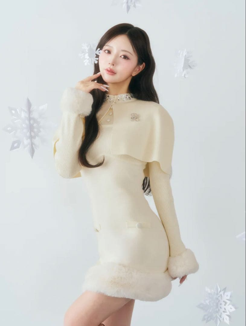 Darich ビジューケープニットミニワンピース　アイボリー　FREEサイズ