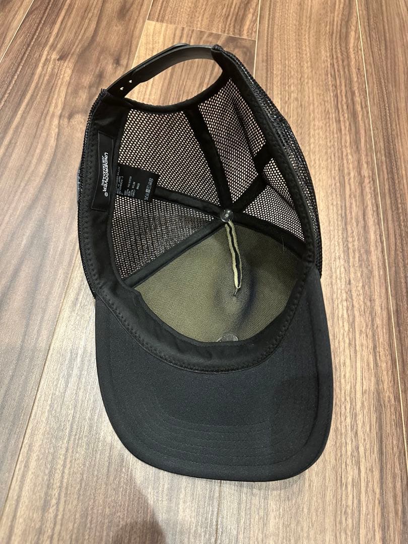 undercoverアンダーカバー目玉　黒のメッシュキャップ