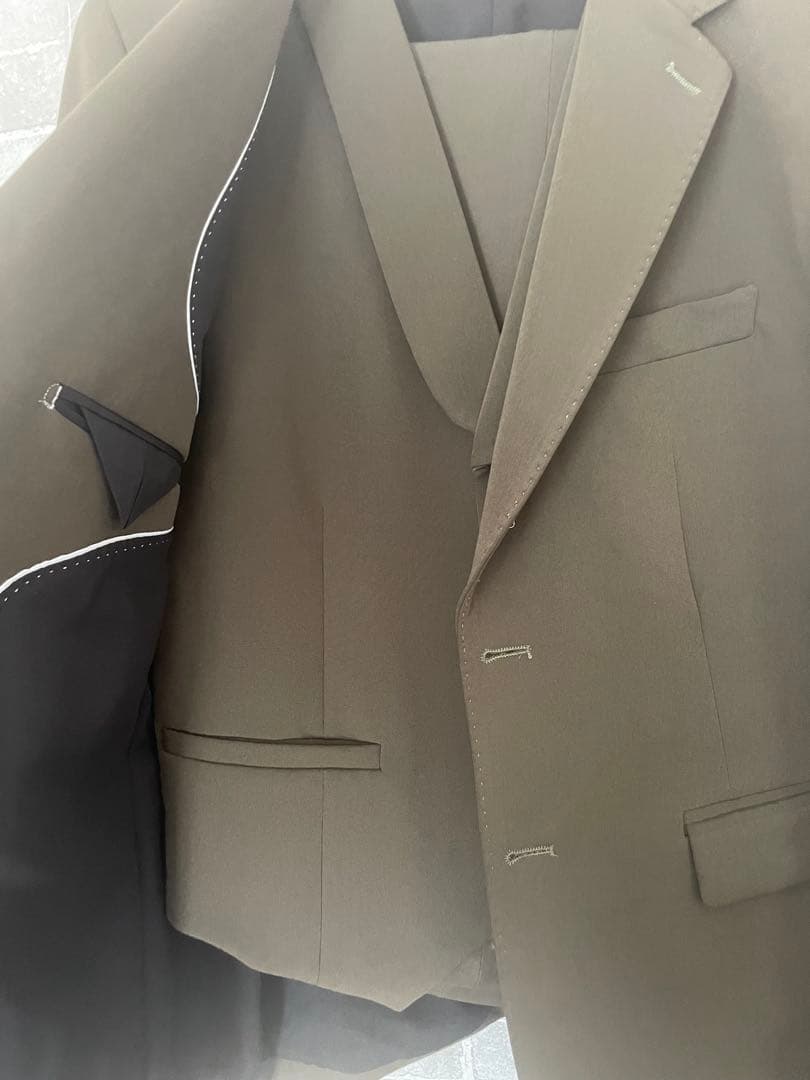 THE URBAN BLANCHE タキシード／カーキ／Lサイズ