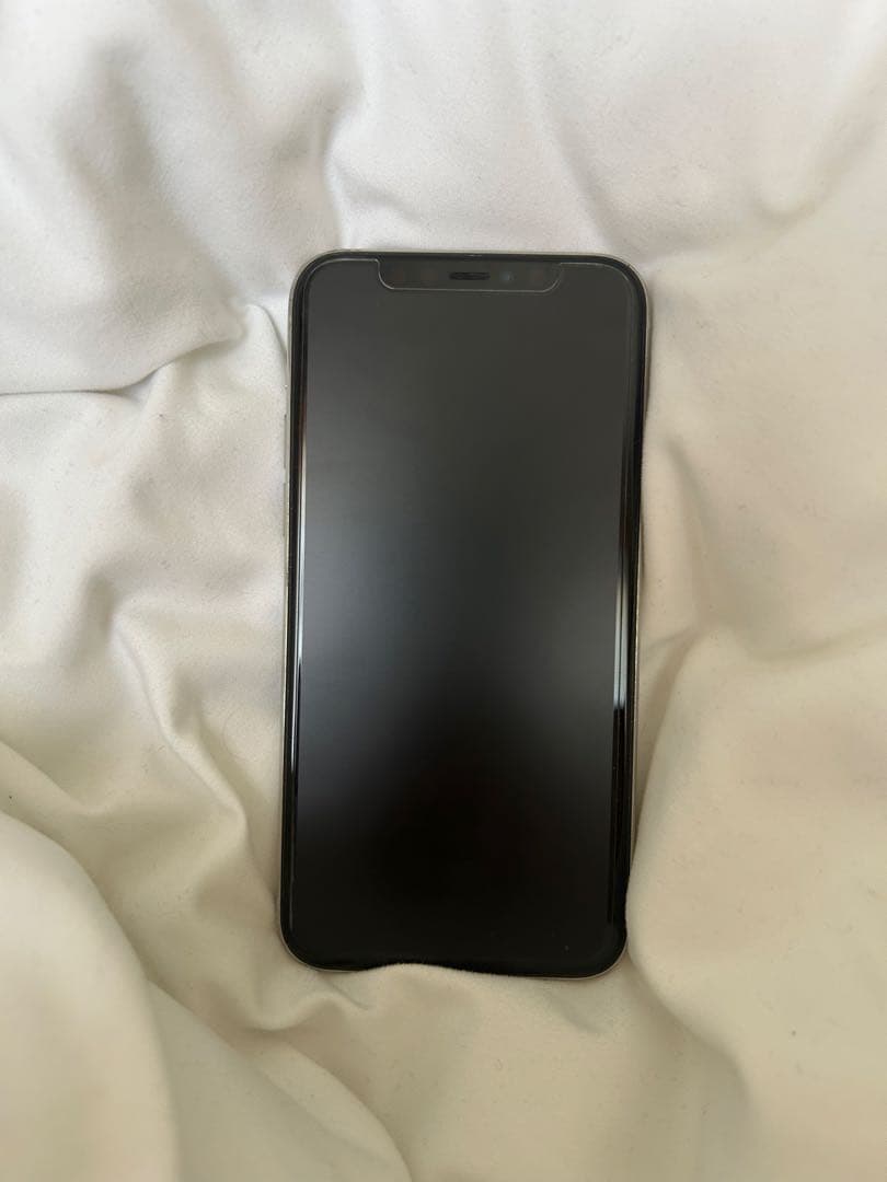 Apple iPhone 11 Pro シルバー 本体 保護フィルム付き