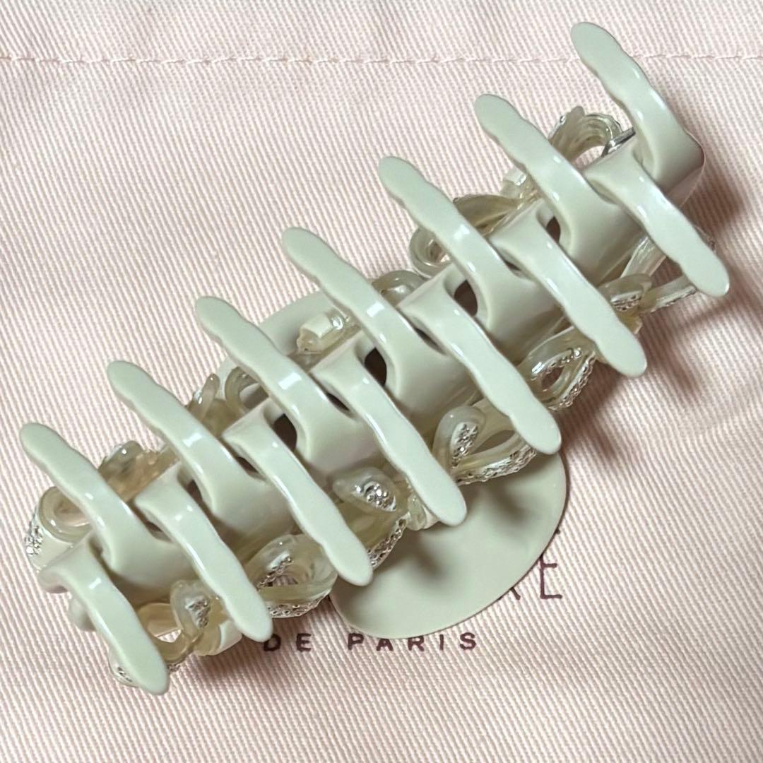 アレクサンドルドゥパリ クリップ　Mサイズ　リボンモチーフ