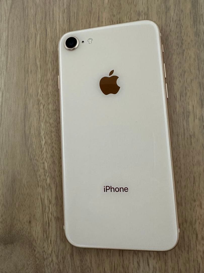 iPhone 8 ゴールド SIMフリー 美品
