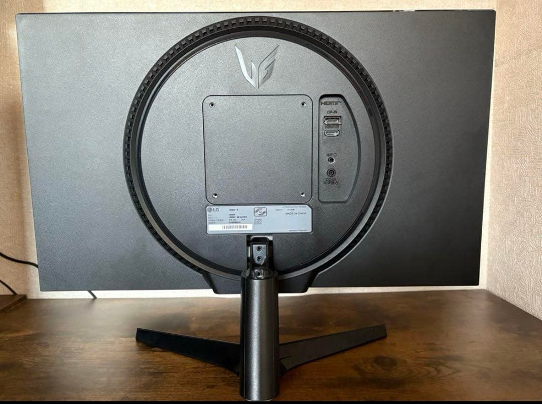 LG UltraGear　モニター