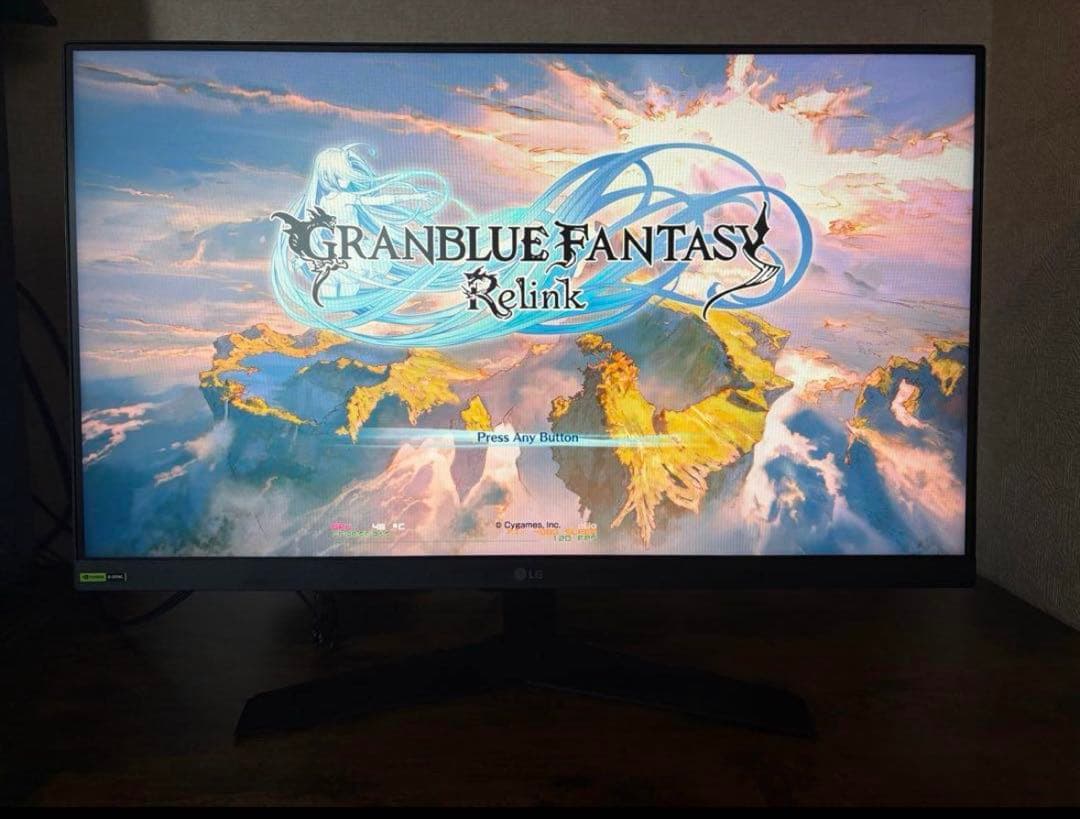 LG UltraGear　モニター