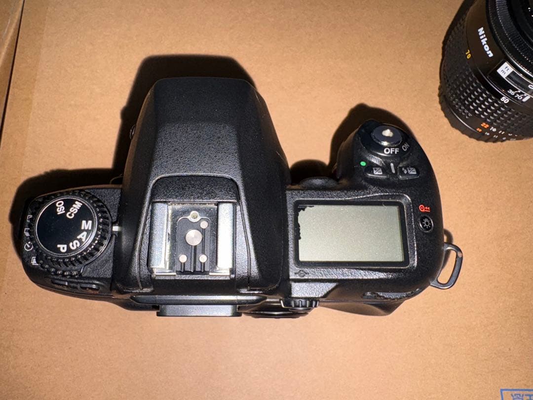 Nikon F80 フィルムカメラ　レンズ付き