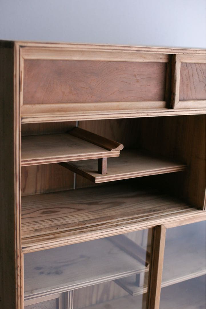 茶箪笥　キャビネット　本棚　収納棚　無垢材　杉材　ケヤキ材　古家具