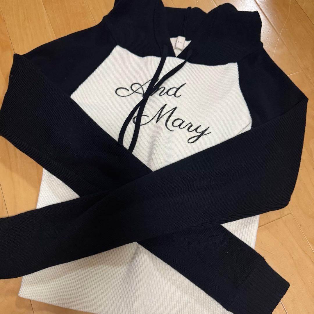 トップス andmary Letter mary logo tops Black