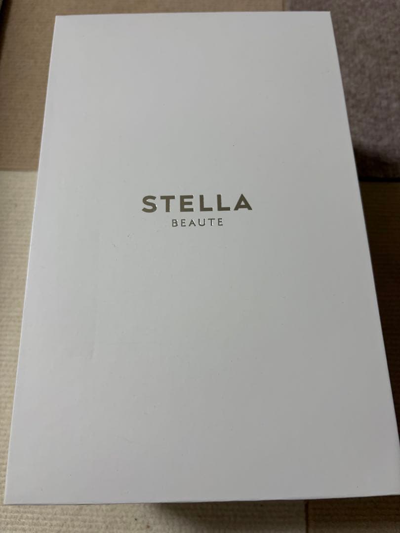 STELLA BEAUTE／ステラボーテ　IPL光美容器 マットホワイト