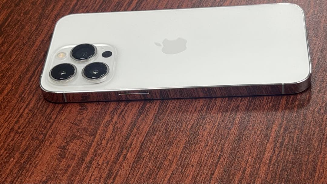 【美品】iPhone13 Pro 256GB シルバー SIMフリー　本体のみ