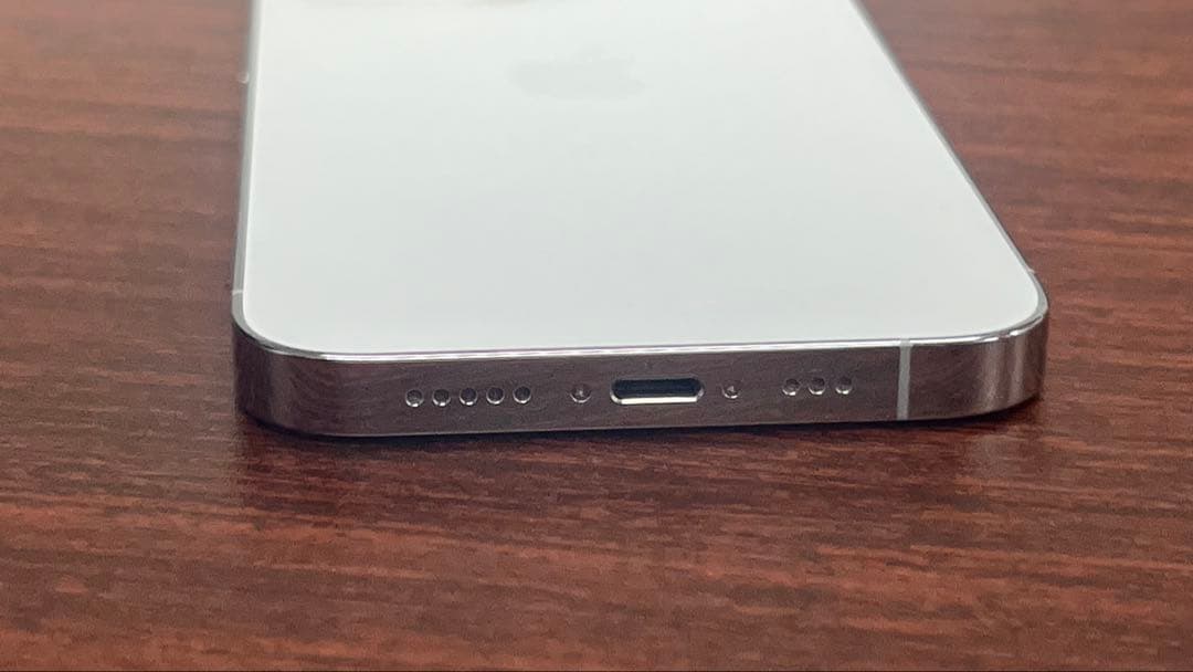 【美品】iPhone13 Pro 256GB シルバー SIMフリー　本体のみ