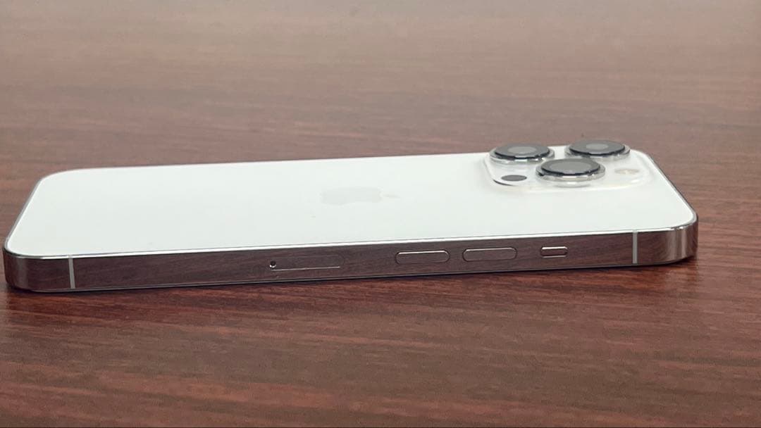 【美品】iPhone13 Pro 256GB シルバー SIMフリー　本体のみ