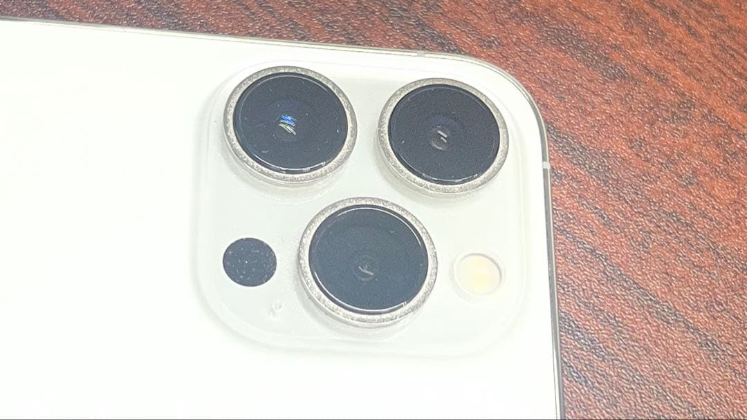 【美品】iPhone13 Pro 256GB シルバー SIMフリー　本体のみ