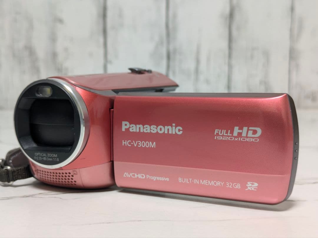 【美品】Panasonic　HC-V300M 　ピンク　化粧箱セット
