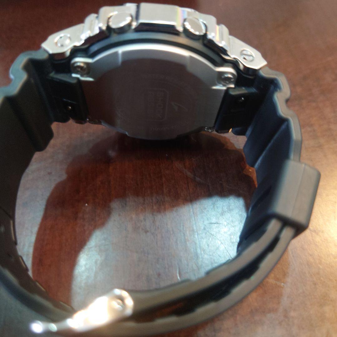 CASIO G-SHOCK メタルデジタル腕時計 ブラックGM-5600U