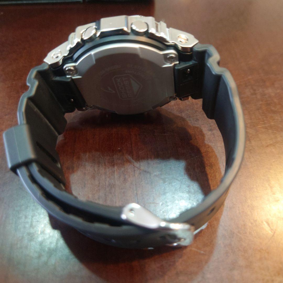 CASIO G-SHOCK メタルデジタル腕時計 ブラックGM-5600U