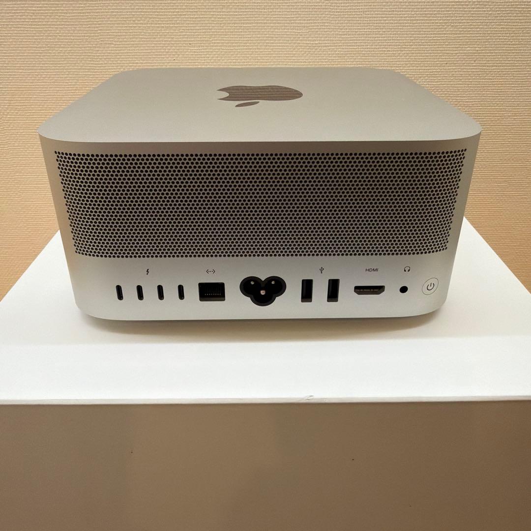 Mac Studio M1 Maxチップ／32GBメモリ／512GB SSD