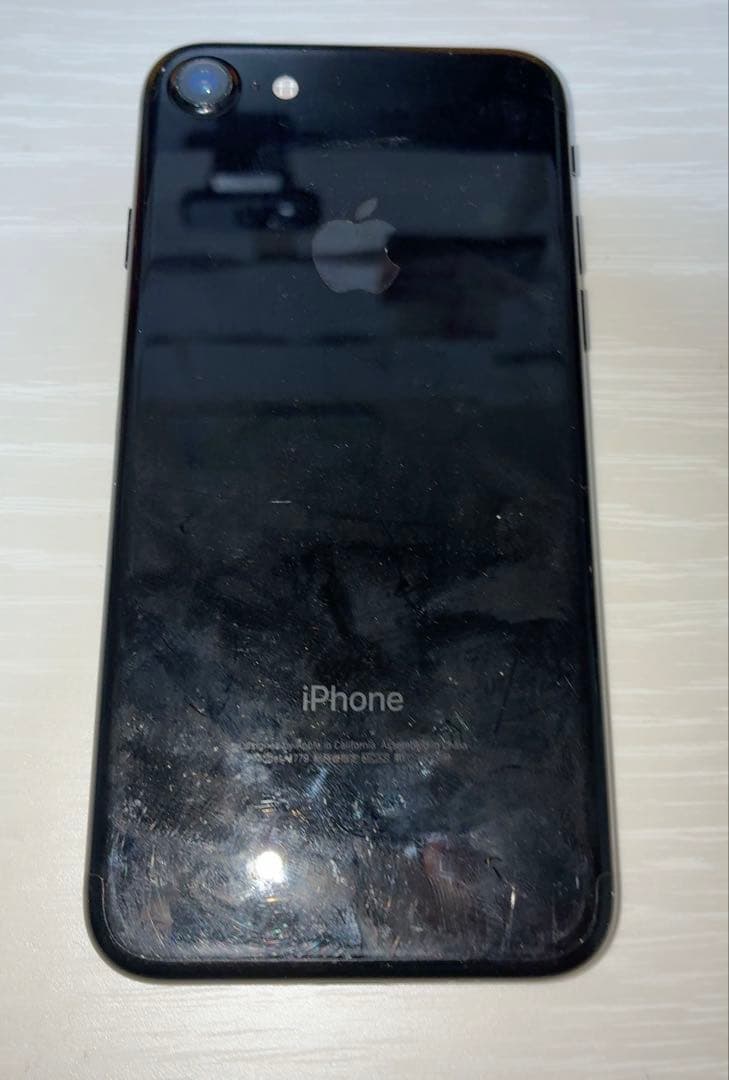 Apple iPhone 7 ブラック 本体 256GB バッテリー93%