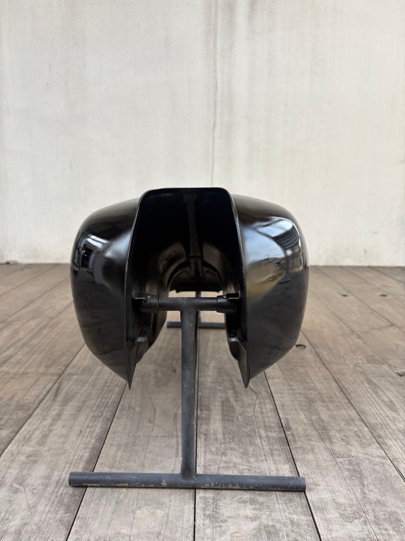 SR400 タンク　艶ありブラック＆ホワイトステッカー　自家塗装