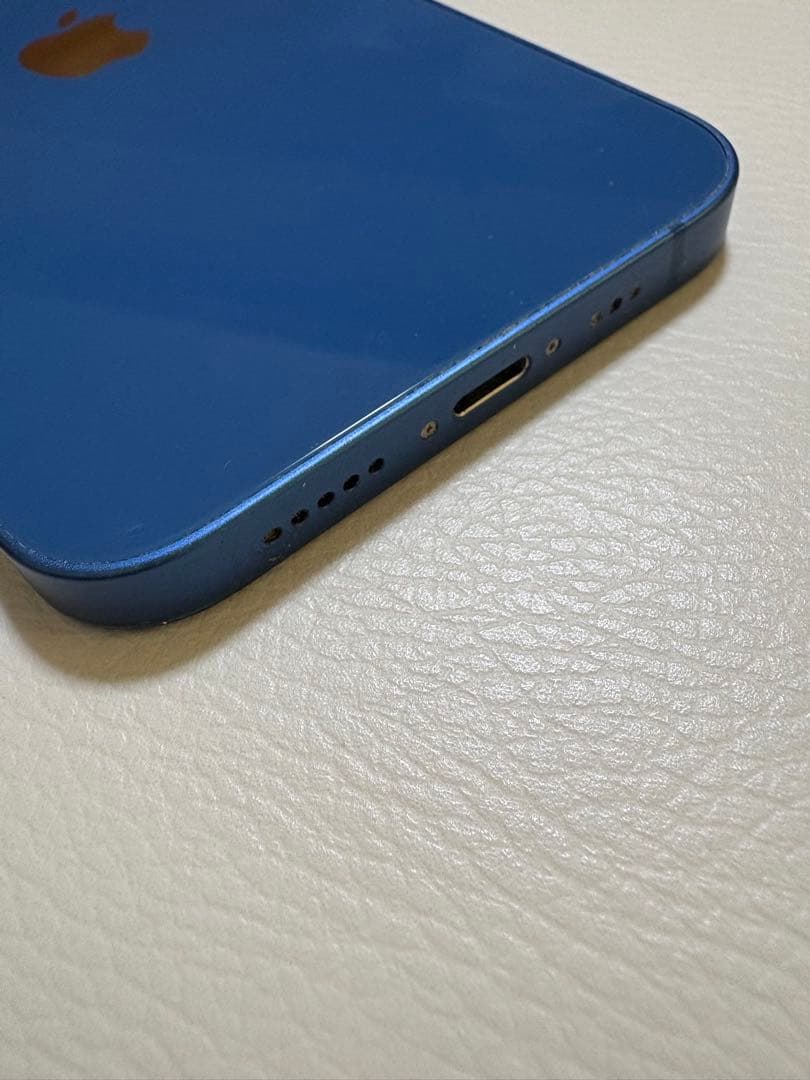 しばくろ★様　Apple iPhone 13 本体のみ