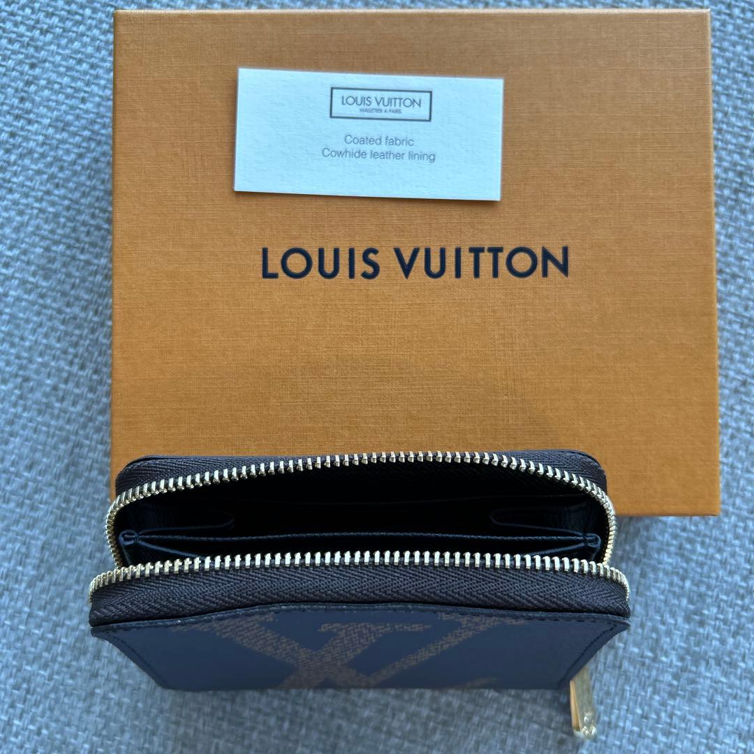 LOUIS VUITTON モノグラムジャイアントジッピーパース 財布