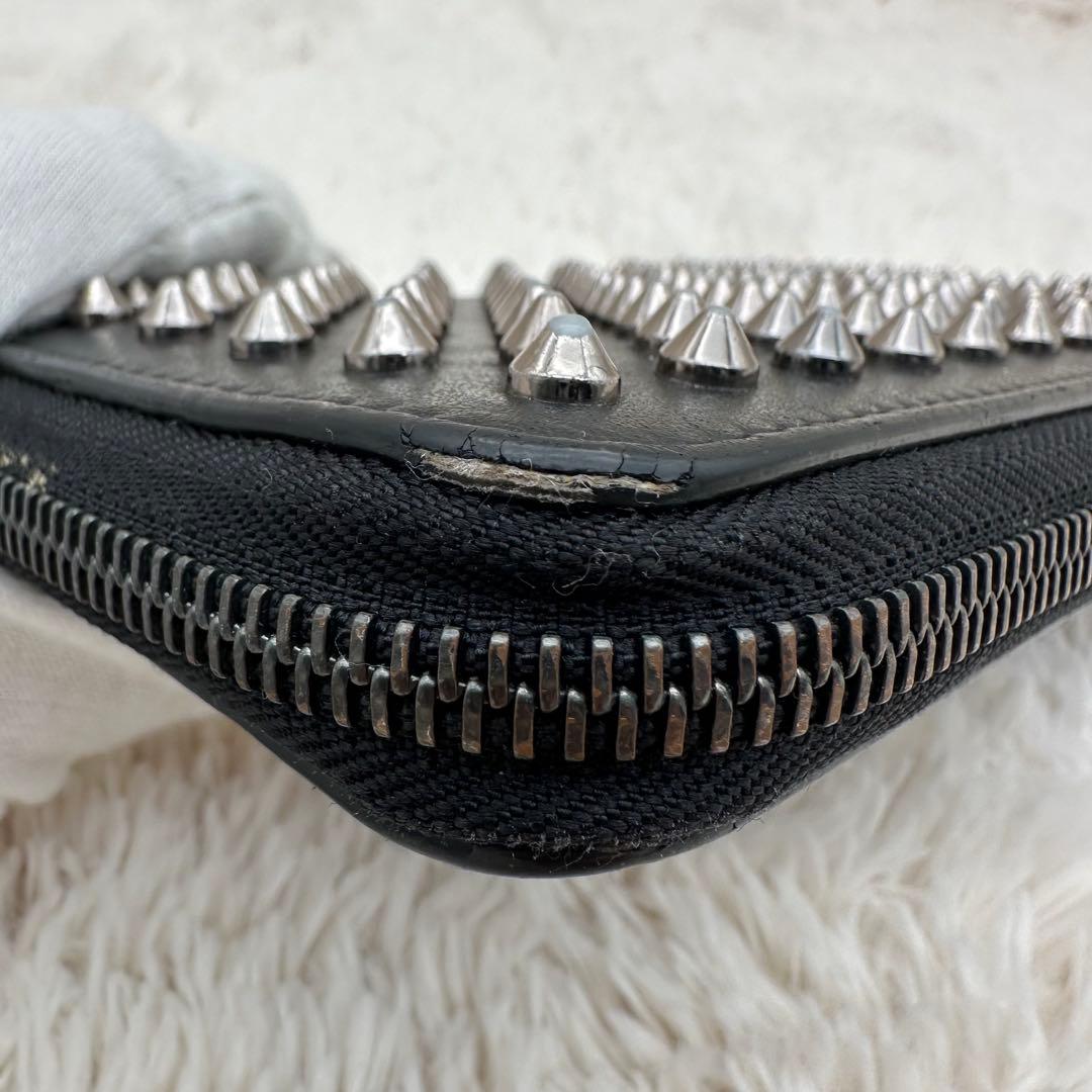 ✨美品✨ルブダン　長財布　ラウンドジップ　スタッズ　パネトーネ　レザー　黒