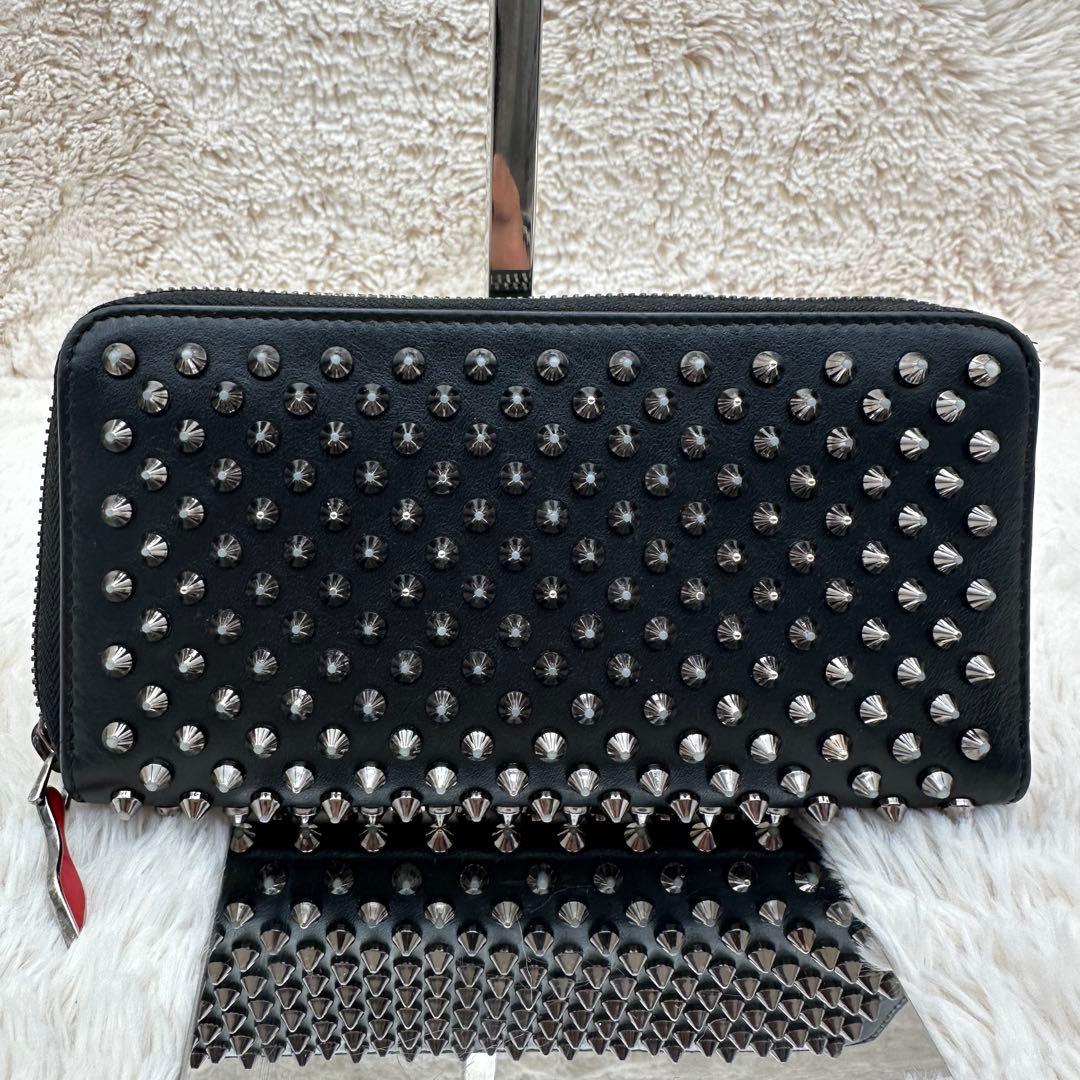 ✨美品✨ルブダン　長財布　ラウンドジップ　スタッズ　パネトーネ　レザー　黒