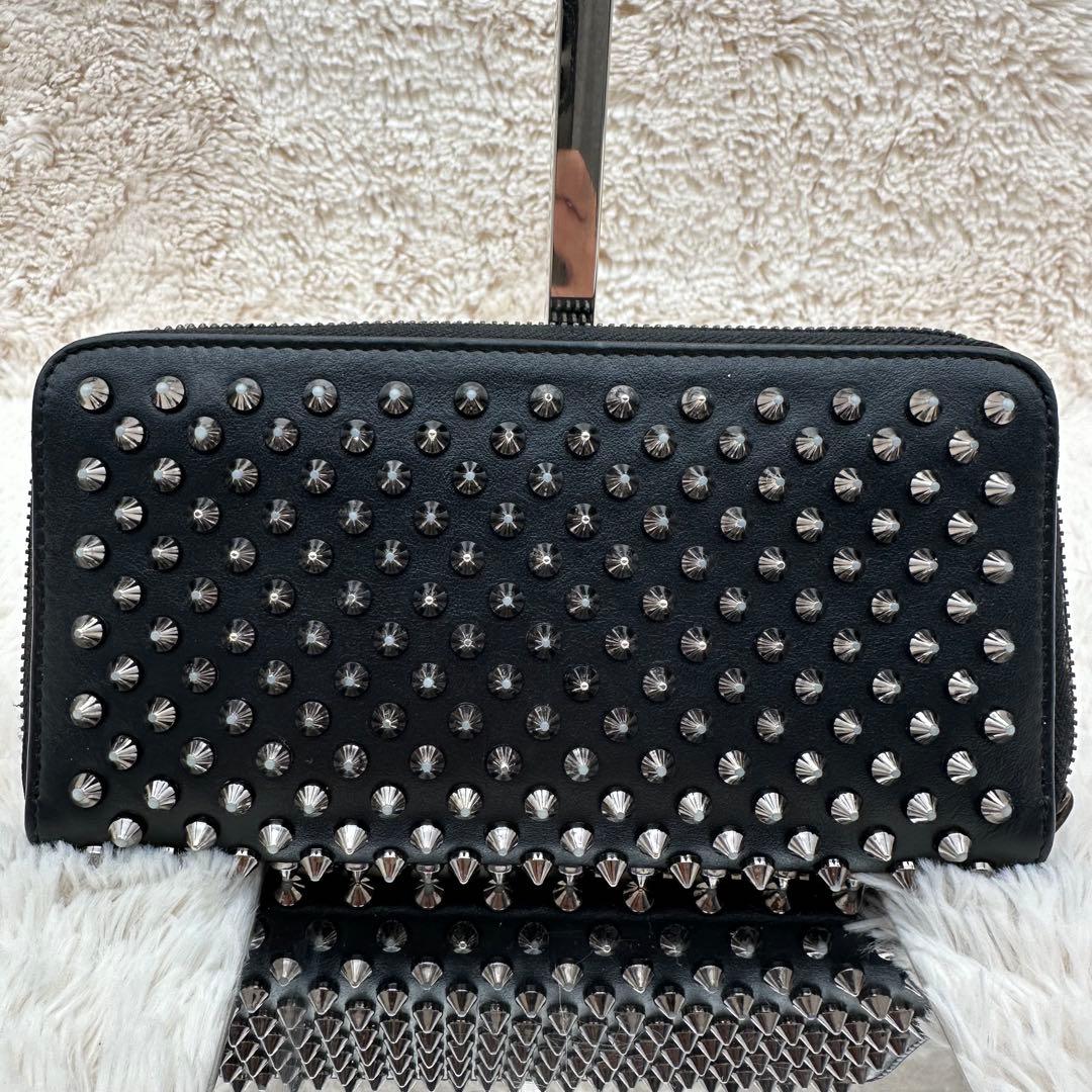 ✨美品✨ルブダン　長財布　ラウンドジップ　スタッズ　パネトーネ　レザー　黒