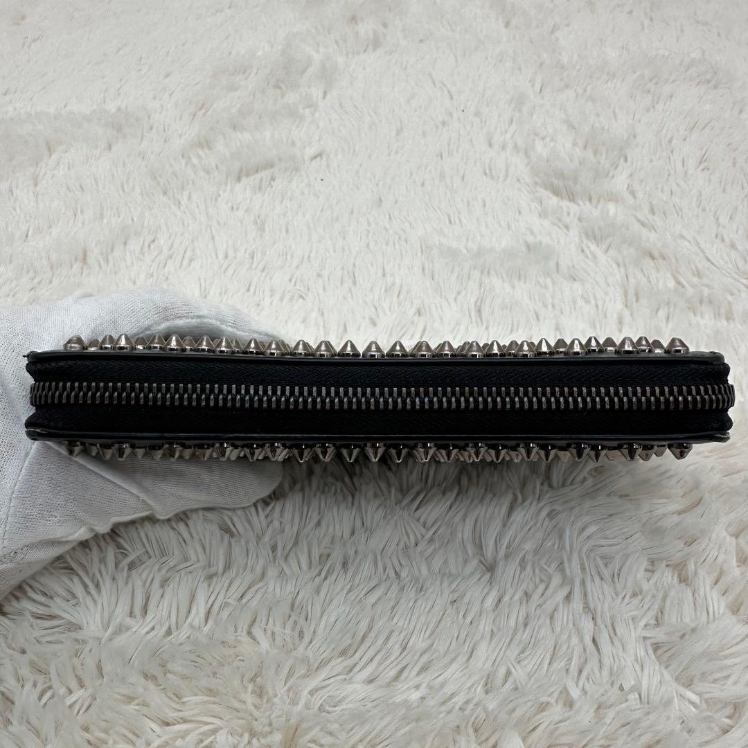 ✨美品✨ルブダン　長財布　ラウンドジップ　スタッズ　パネトーネ　レザー　黒