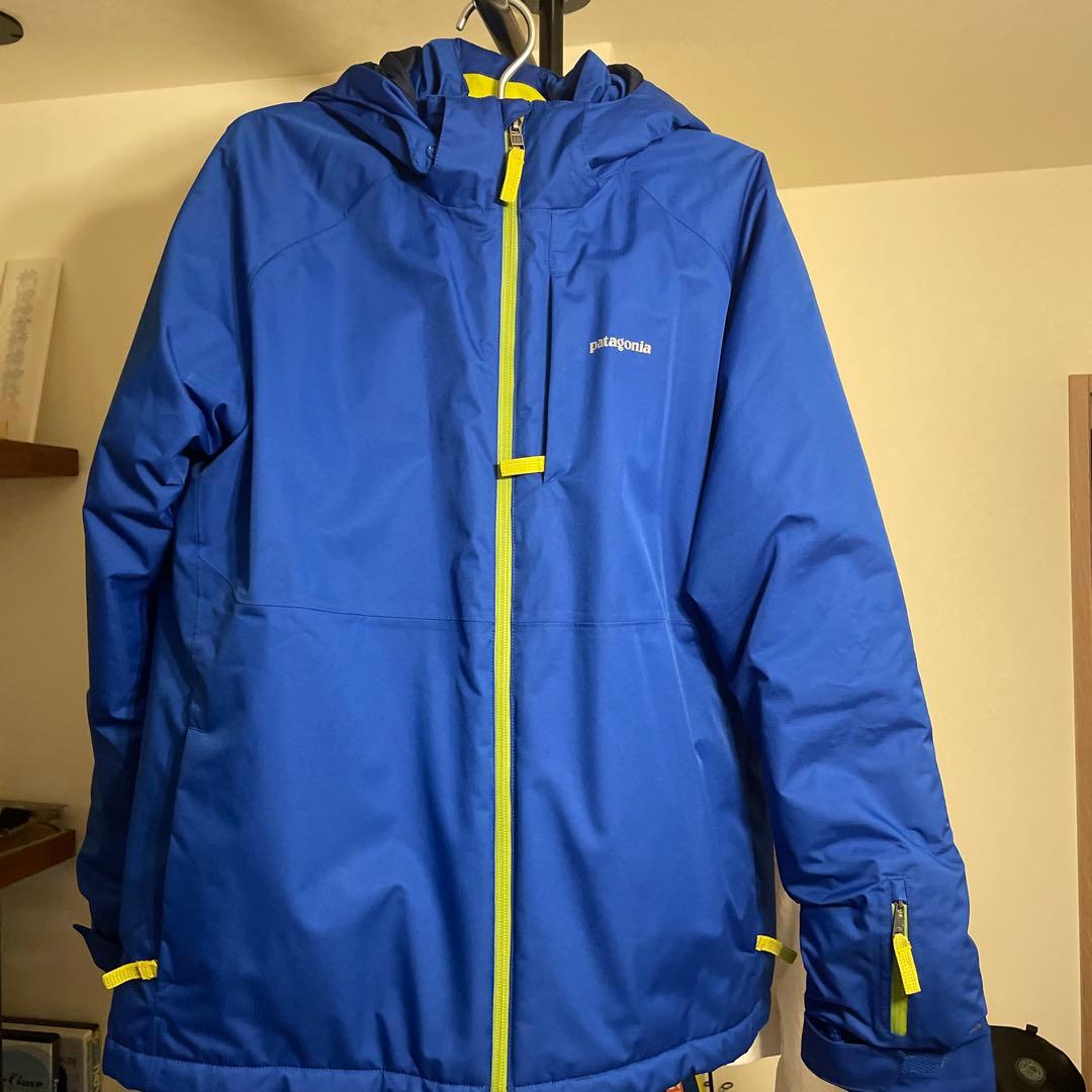 patagonia フード付きスキーウェア