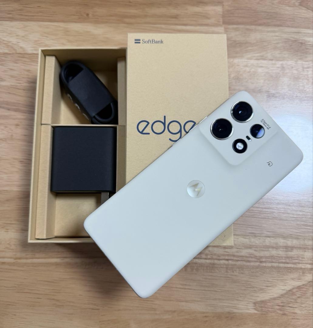 motorola edge 50S PRO バニラクリーム　ソフトバンク