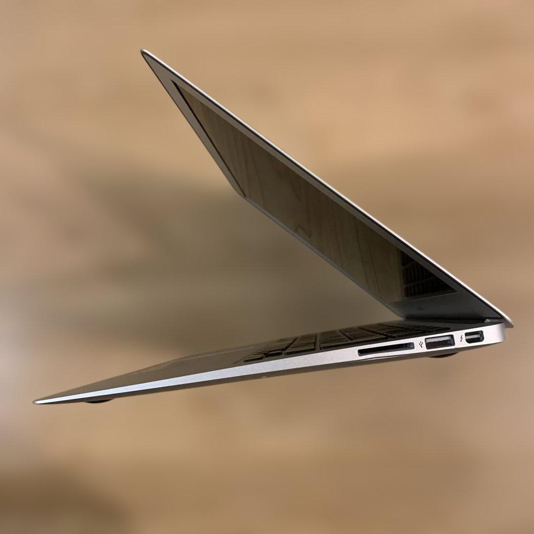 MacBook Air 7.2/128GB/OS Monterey 初期化済