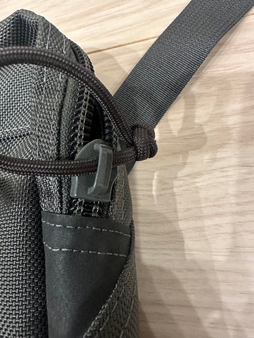 ⭐︎廃番⭐︎BRIEFING DELTA SLASHER S 【STEEL グレー】