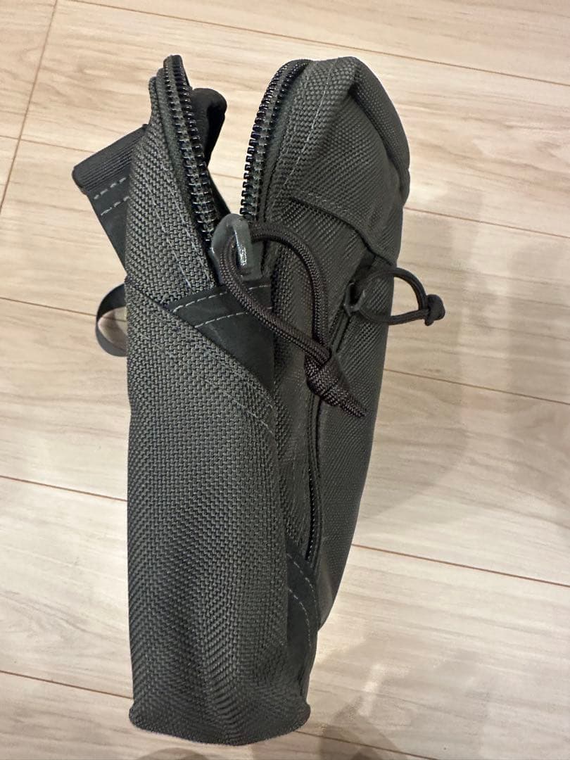 ⭐︎廃番⭐︎BRIEFING DELTA SLASHER S 【STEEL グレー】