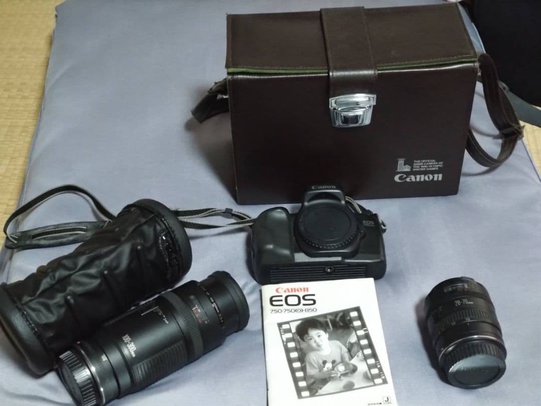 CANON　EOS　750ＱＤ