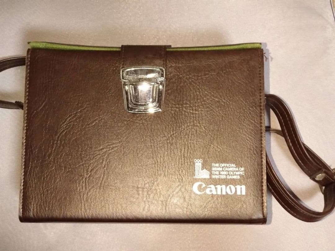 CANON　EOS　750ＱＤ