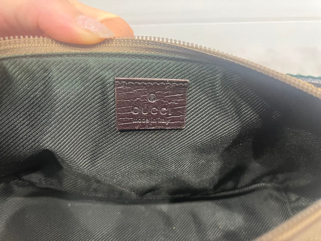 GUCCI GGキャンバス クラッチバッグ