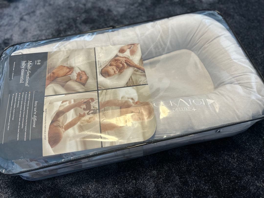 DockATot Deluxe+ ベビーコット