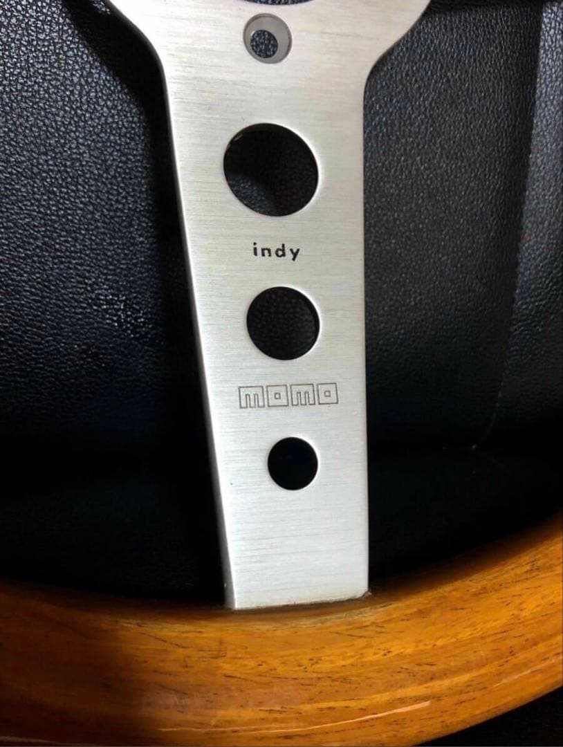 MOMO indy ウッドステアリング　ハンドル　稀少 旧ロゴ 激レア