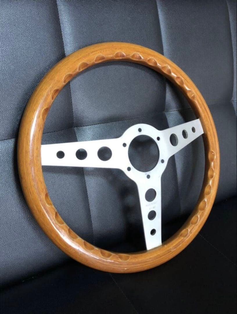 MOMO indy ウッドステアリング　ハンドル　稀少 旧ロゴ 激レア
