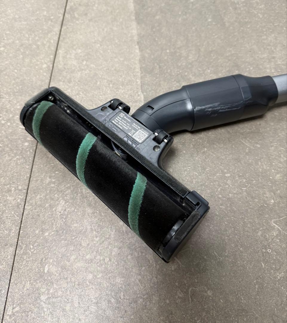 エレクトロラックス◇掃除機 Ultimate 700 シェルホワイト