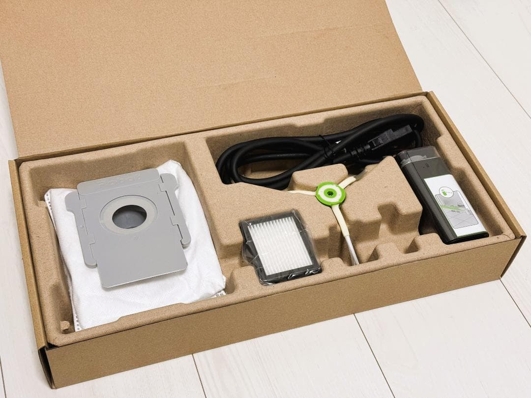 【美品】【欠品なし】iRobot ルンバ i7+