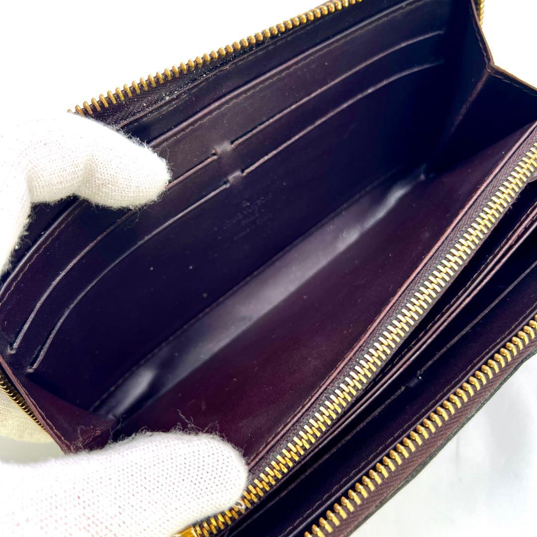 ルイヴィトン ヴェルニ アマラント ジッピーウォレット モノグラム M93522