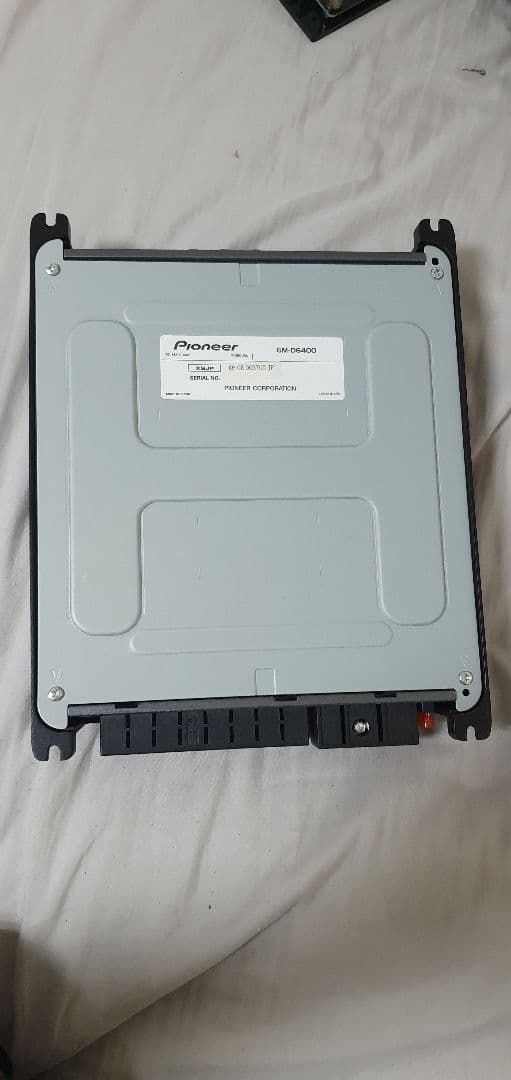 マ*シ様 パイオニア カロッツェリア GM-D6400 4チャンネルアンプ