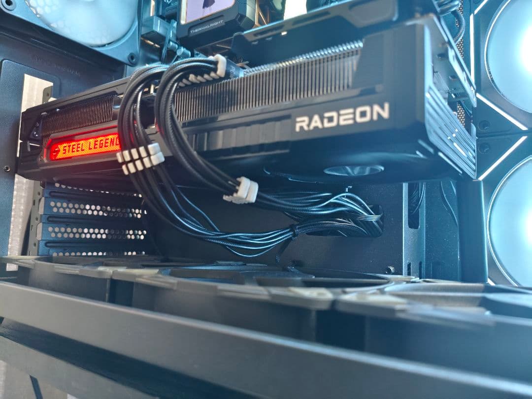 RX9070XT sld 16g steel legend グラフィック