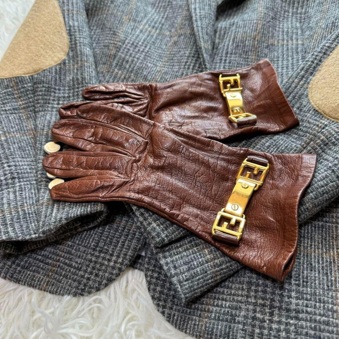 ヴィンテージ✨FENDI フェンディ レザーグローブ 手袋 ロゴ金具 7 1/2